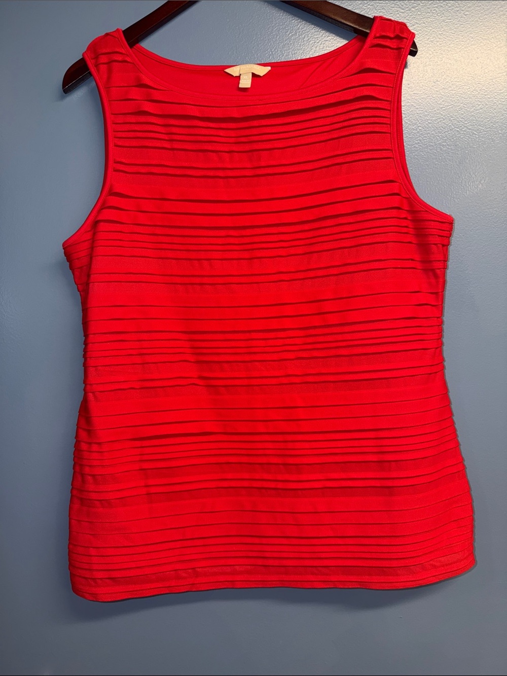 Banana Republic Red Textured Sleeveless Tank